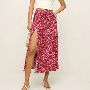NEW without tags Reformation Zoe Skirt Size 2 burgundy/red